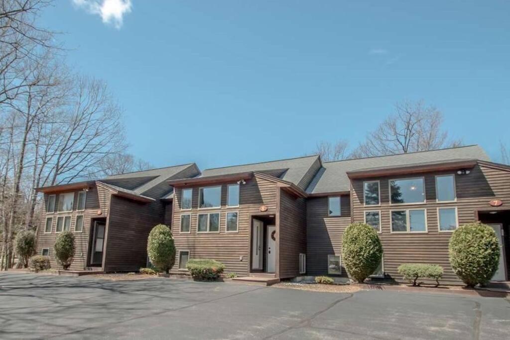 Апартаменти Relaxing Riverside Retreat - Storyland, Attitash, North Conway Бартлетт Екстер'єр фото